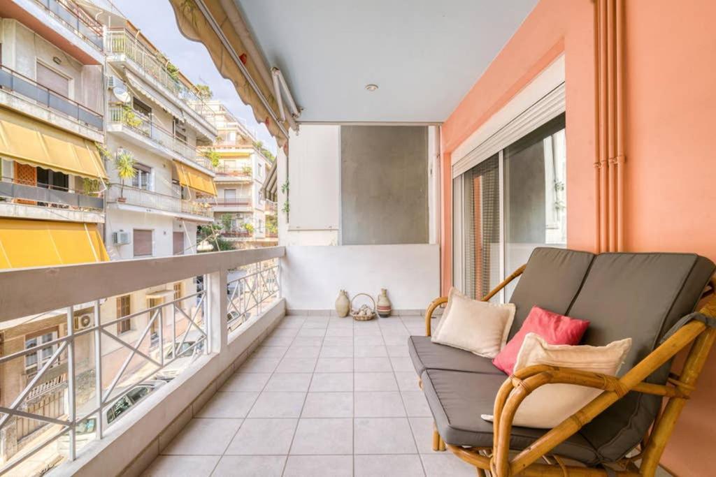 Spacious Family Flat Near Parthenon Free Parking Athens Exterior photo