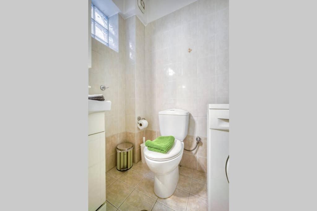 Spacious Family Flat Near Parthenon Free Parking Athens Exterior photo